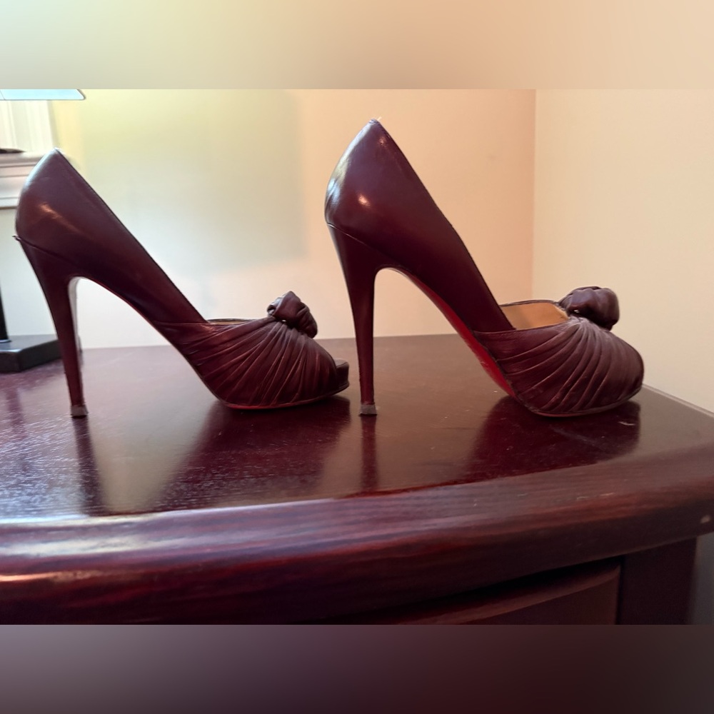 Christian Louboutin Lady Gres top knot 120mm size 38